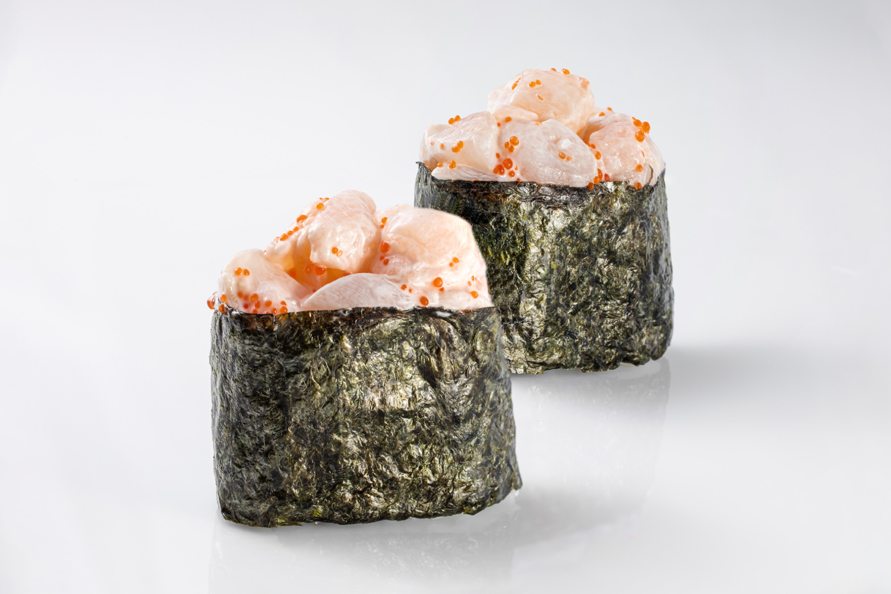 Gunkans with scallop photo