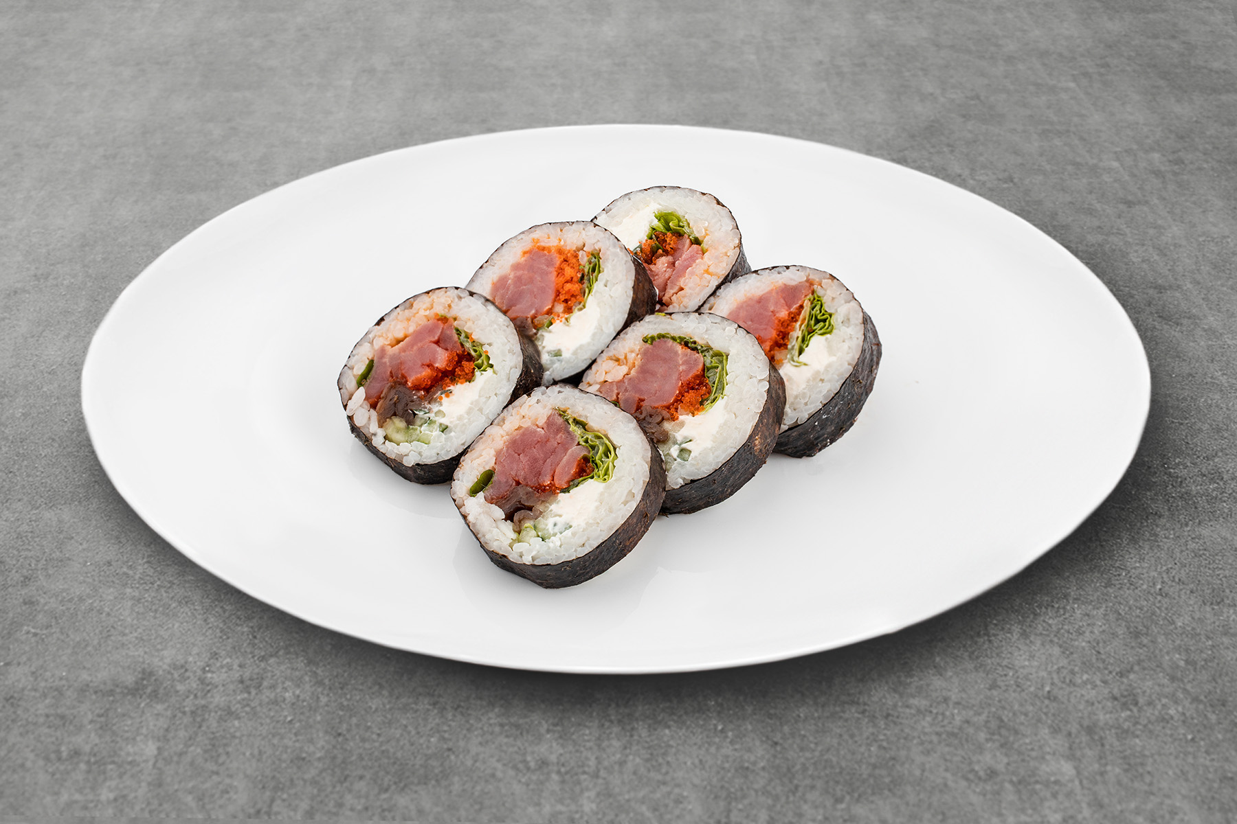 Futomaki z tuńczykiem — zdjęcie