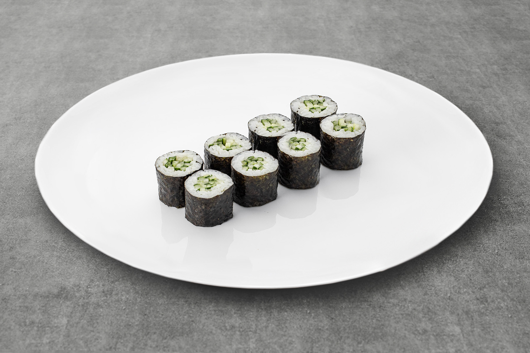 Hosomaki roll z ogórkiem — zdjęcie