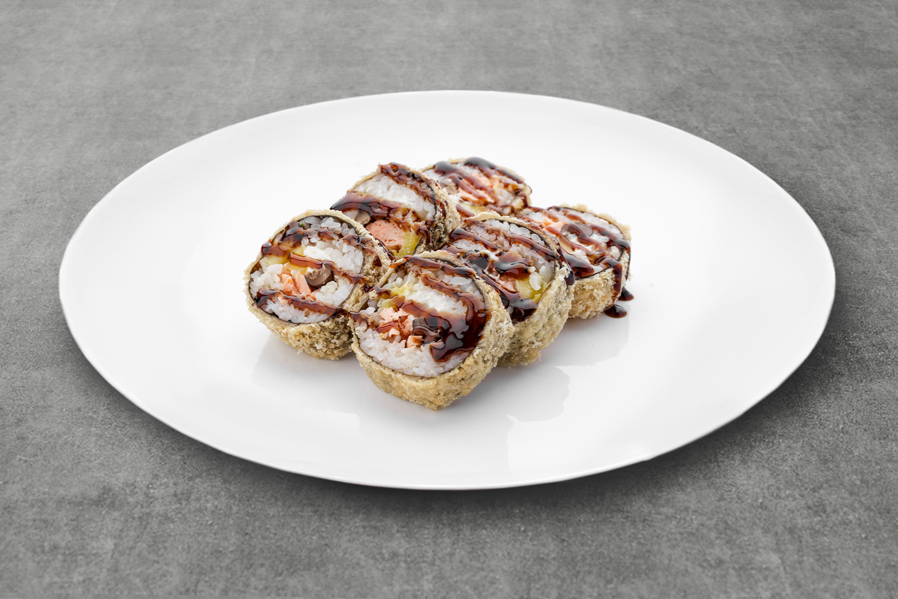 Futomaki baked salmon in tempura photo