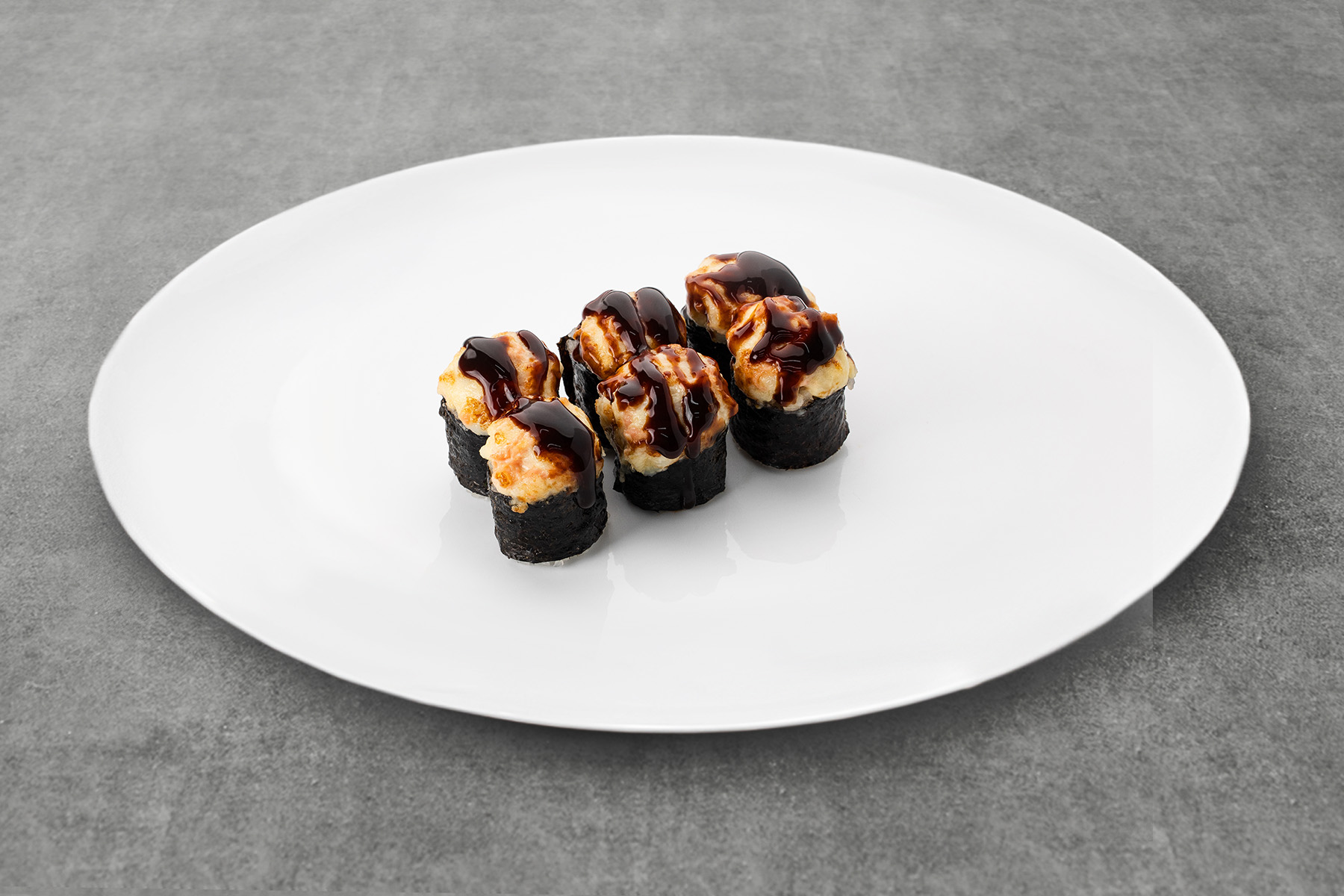 Zapieczony tuńczyk roll — zdjęcie